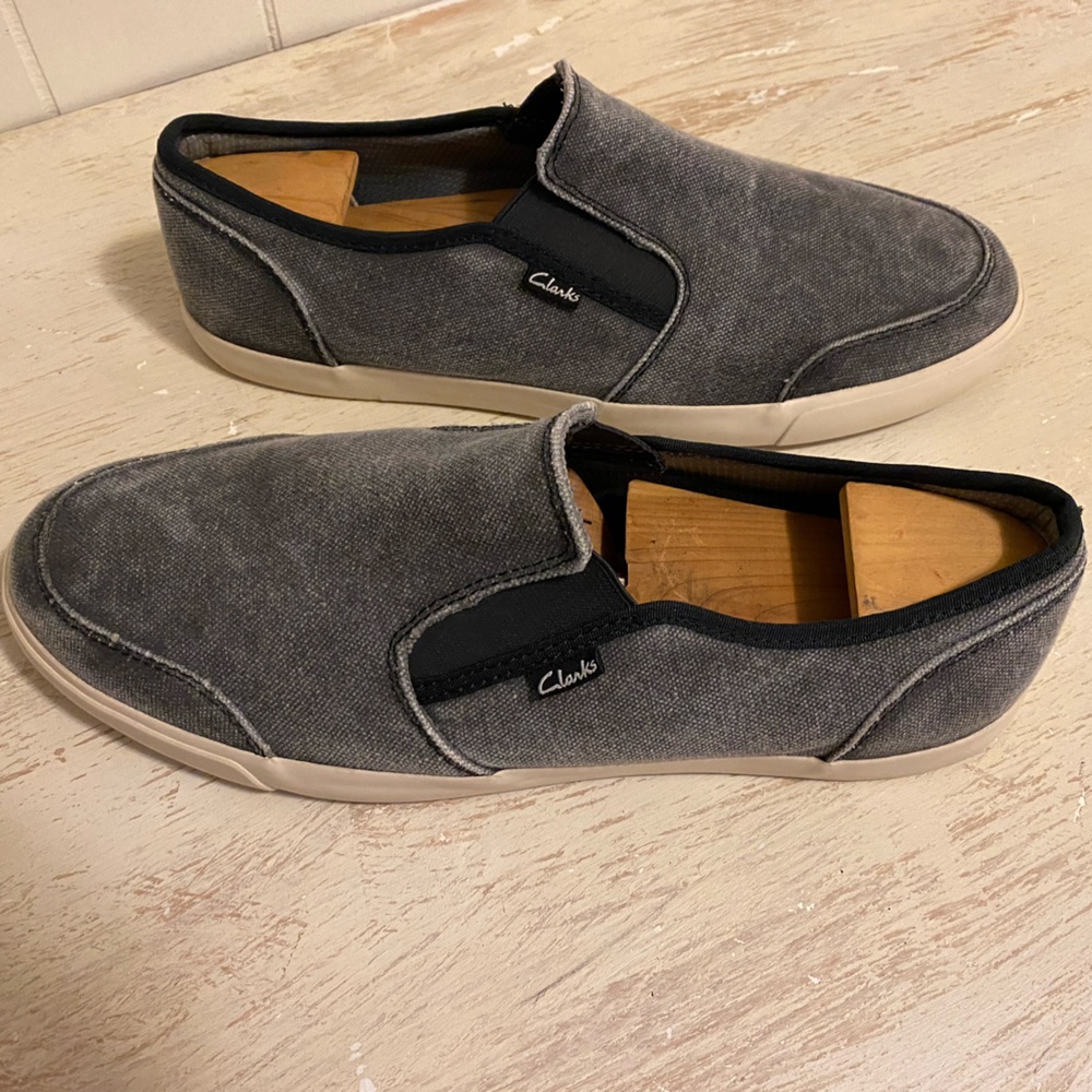 Clarks Distressed Canvas Slip-on Sneaker